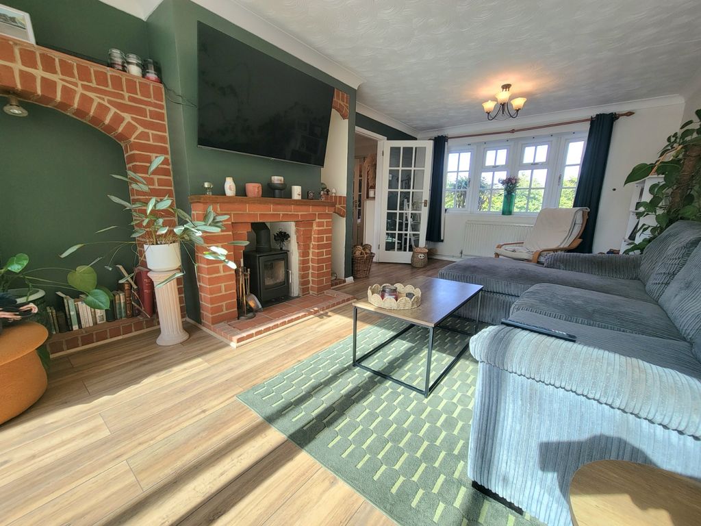 Property photo 3 of 15