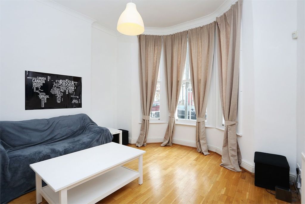 Property photo 1 of 5