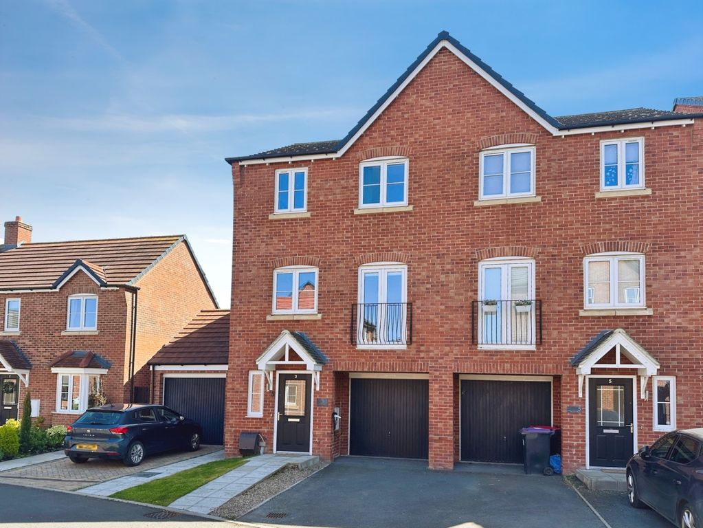 Property photo 1 of 18 5014841