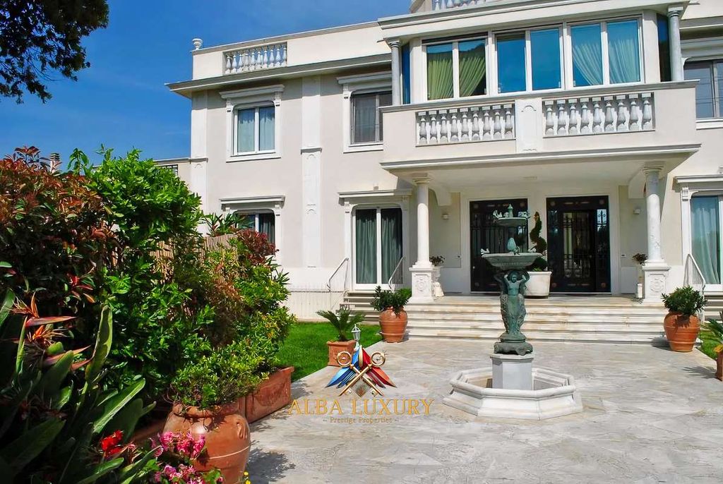 Property photo 3 of 18