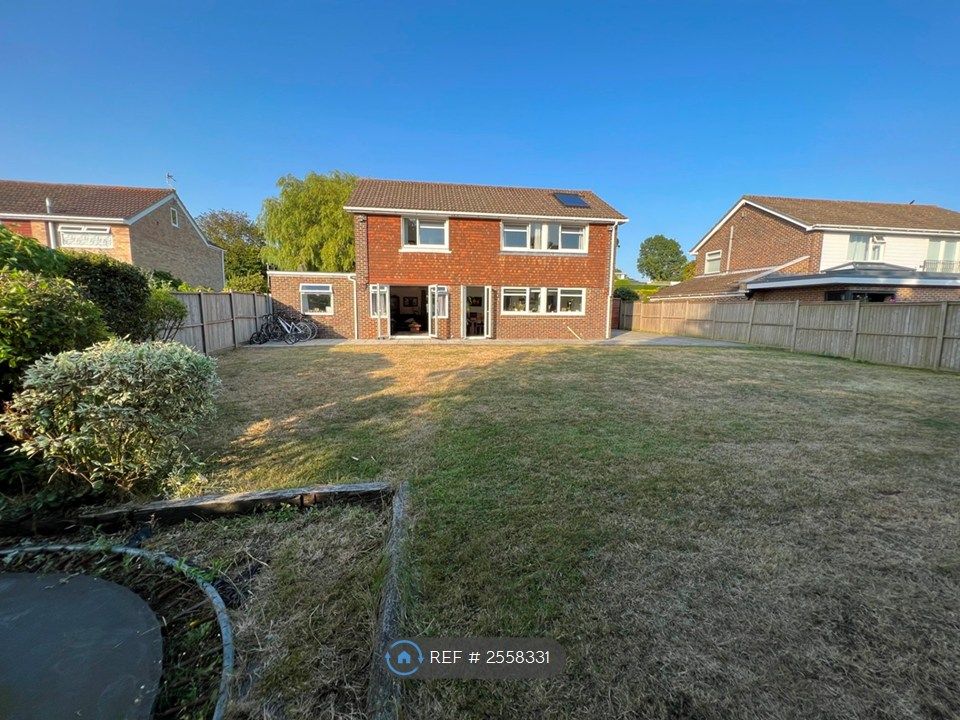 Property photo 2 of 35