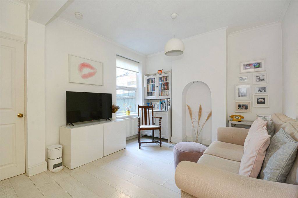 Property photo 2 of 14 Picture No. 03