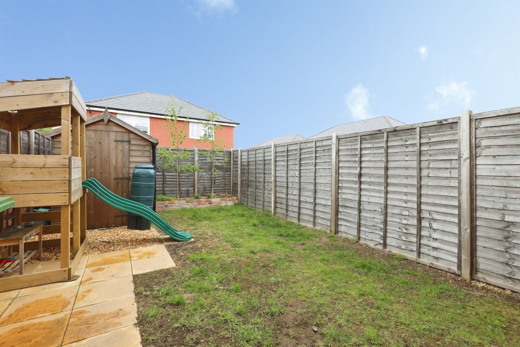 Property photo 3 of 12