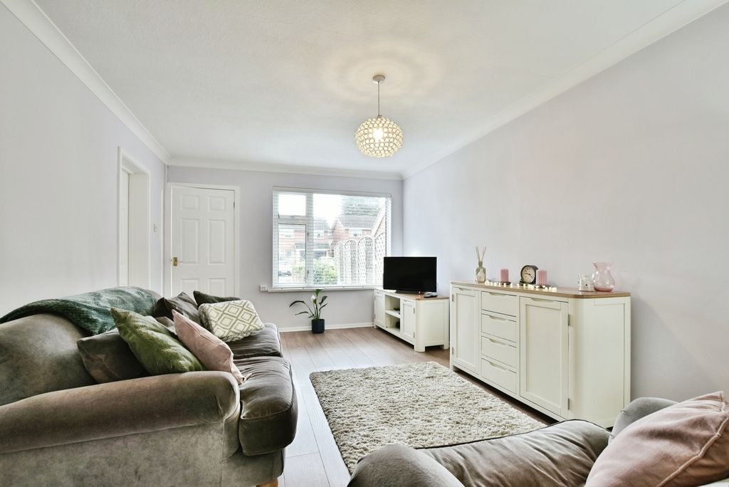 Property photo 2 of 18 Pbox-Img.Jpg