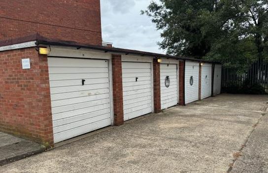 Property photo 2 of 11