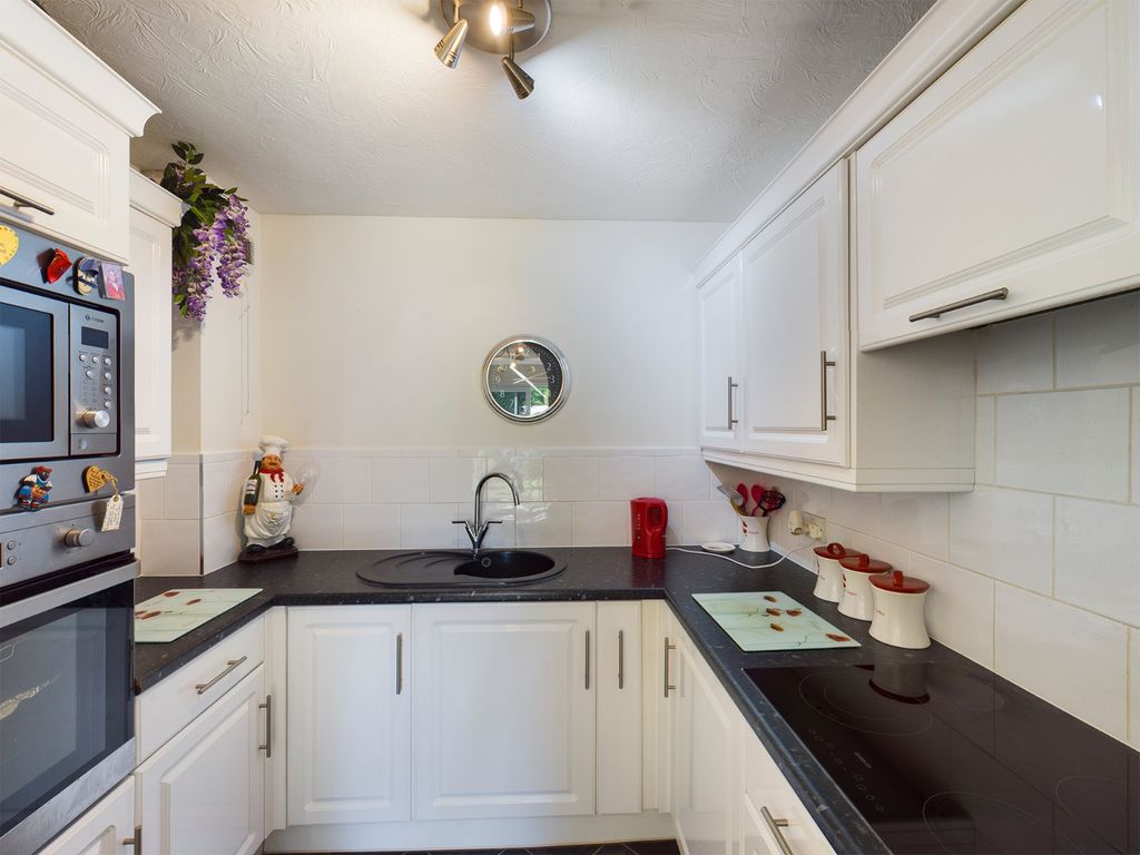 Property photo 3 of 9 Picture No. 05