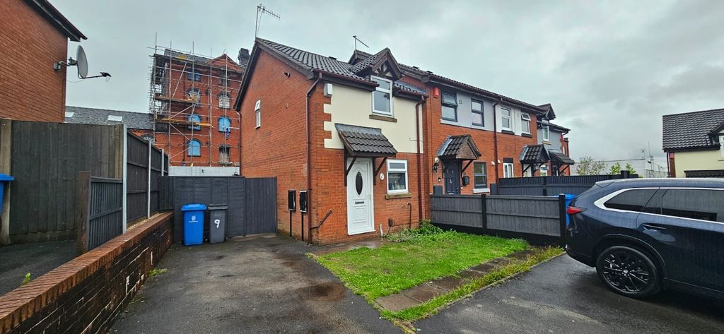 Property photo 1 of 7
