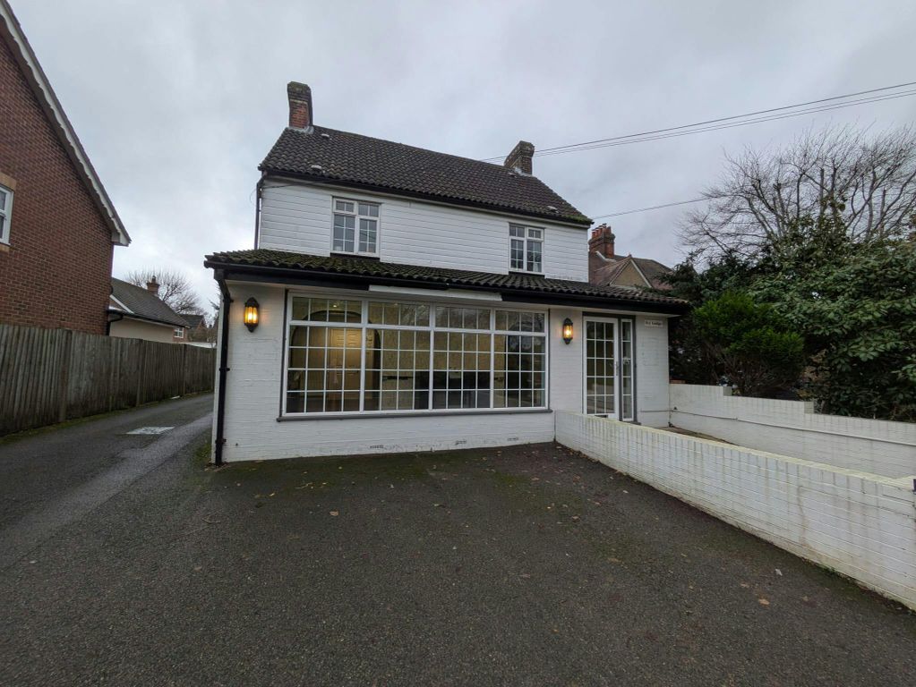 Property photo 1 of 7 1000064602.Jpg