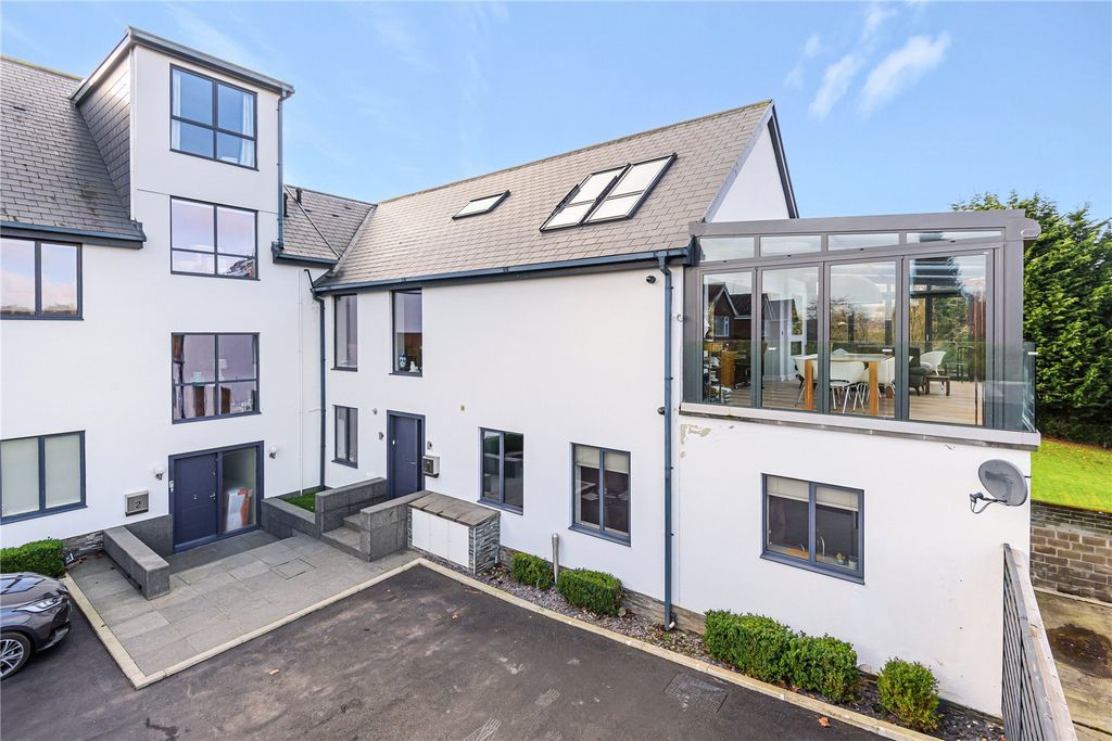 Property photo 1 of 15 Main External