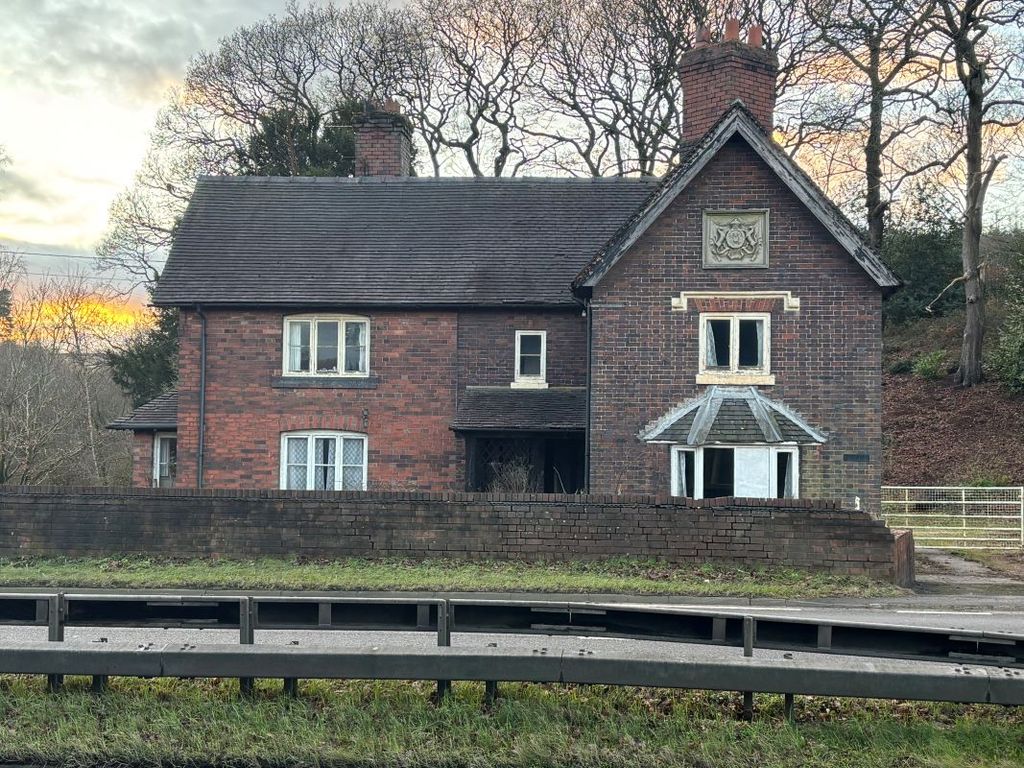 Property photo 1 of 18