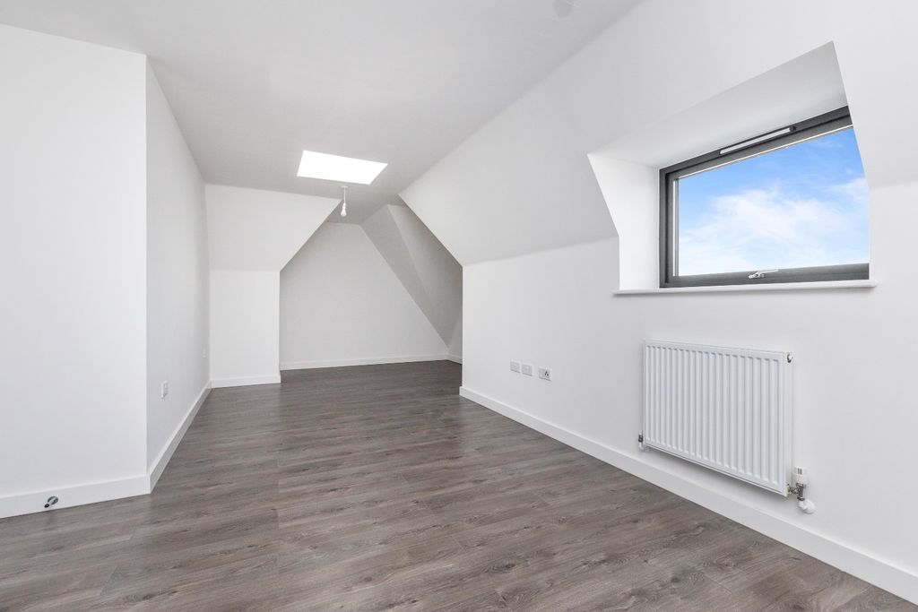 Property photo 3 of 14 3251096