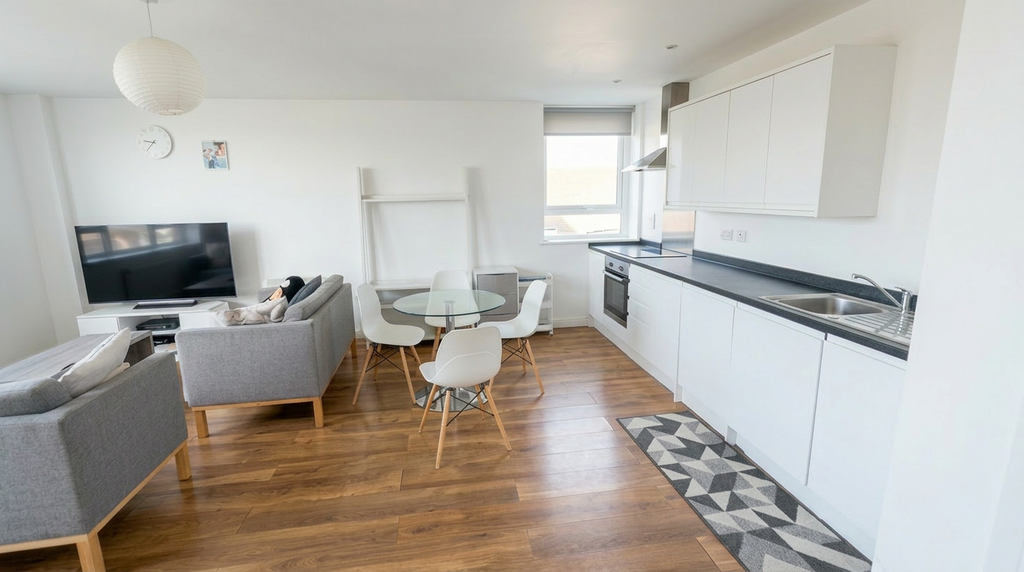 Property photo 3 of 8