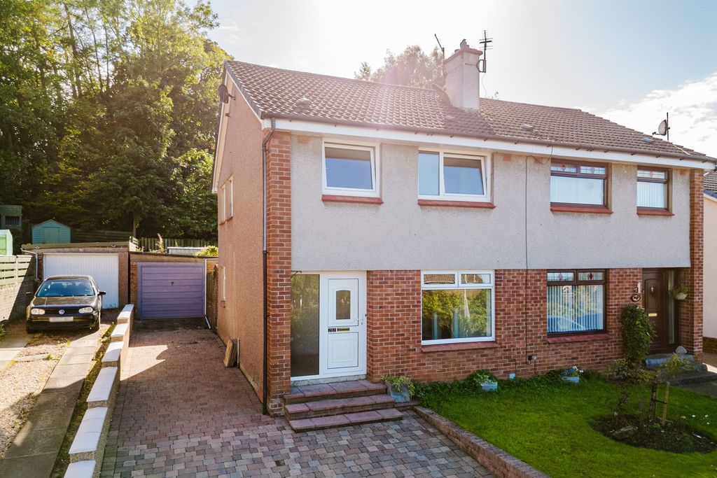 Property photo 1 of 41