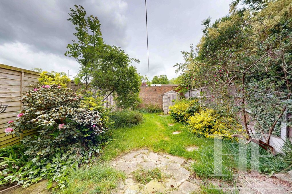 Property photo 3 of 17