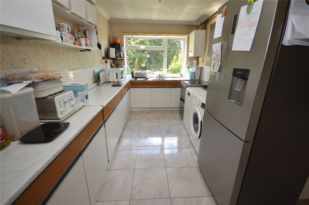 Property photo 3 of 12 Picture No. 10