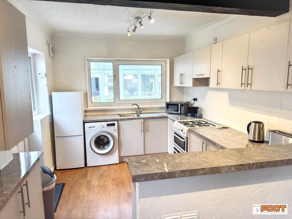 Property photo 3 of 20 Photo 11