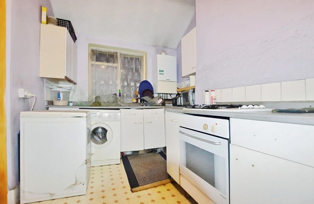 Property photo 3 of 7 Pbox-Img.Jpg