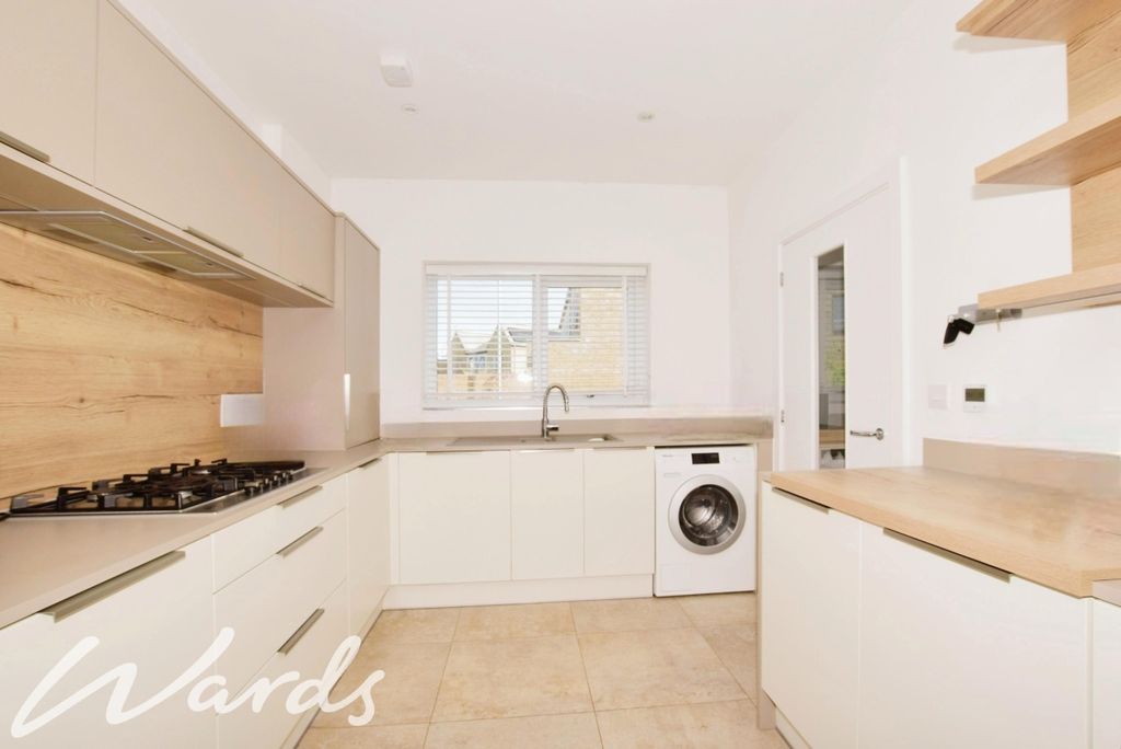 Property photo 2 of 17 Editedimage-ce064...