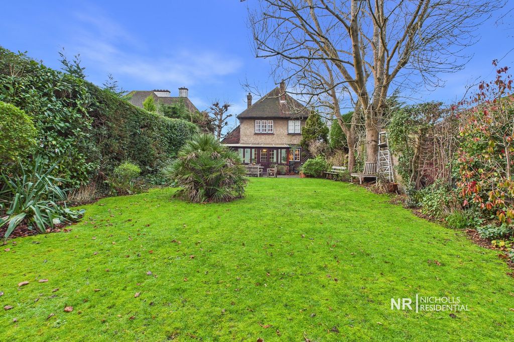 Property photo 2 of 24 Rear