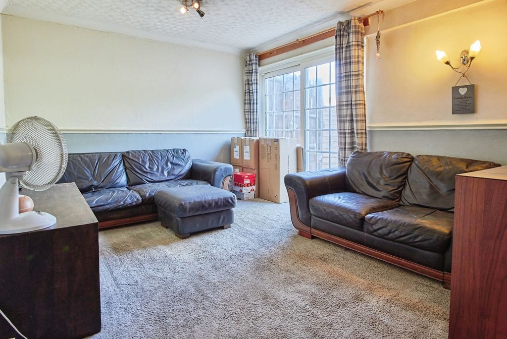 Property photo 2 of 23 Pbox-Img.Jpg