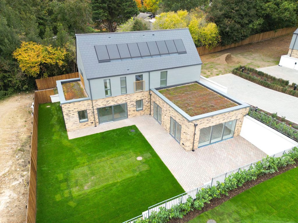 Property photo 1 of 35