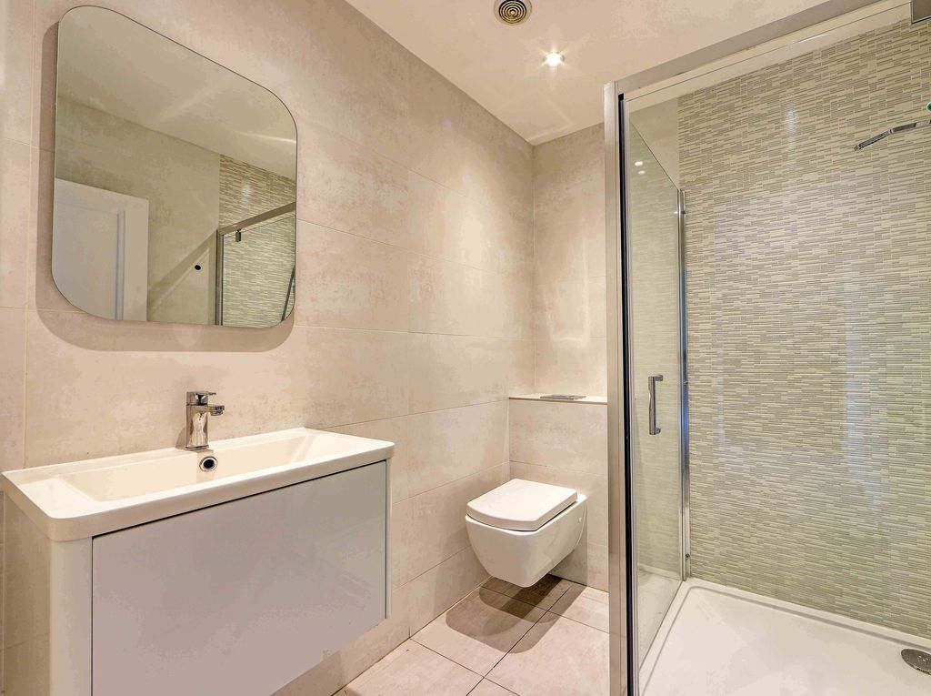 Additional image 24 of 5 bed detached house for saleWinter Hill Road, Maidenhead SL6