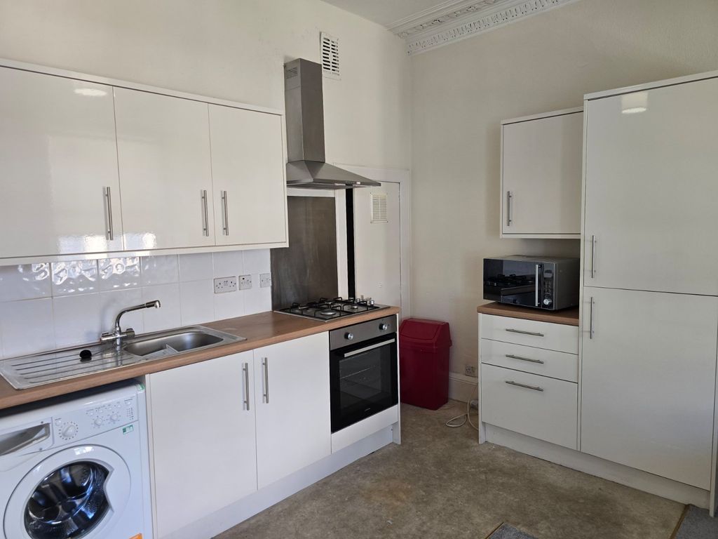 Property photo 3 of 9 Photo 3