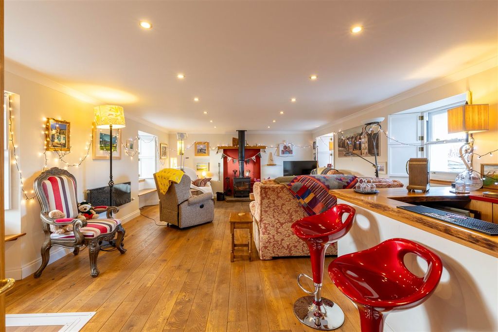 Property photo 2 of 37 Skyemore, Dunning-68.Jpg