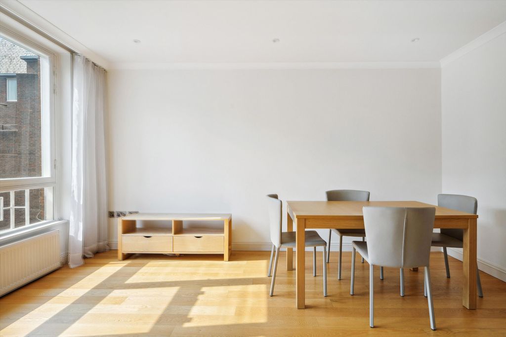 Property photo 3 of 14 Image