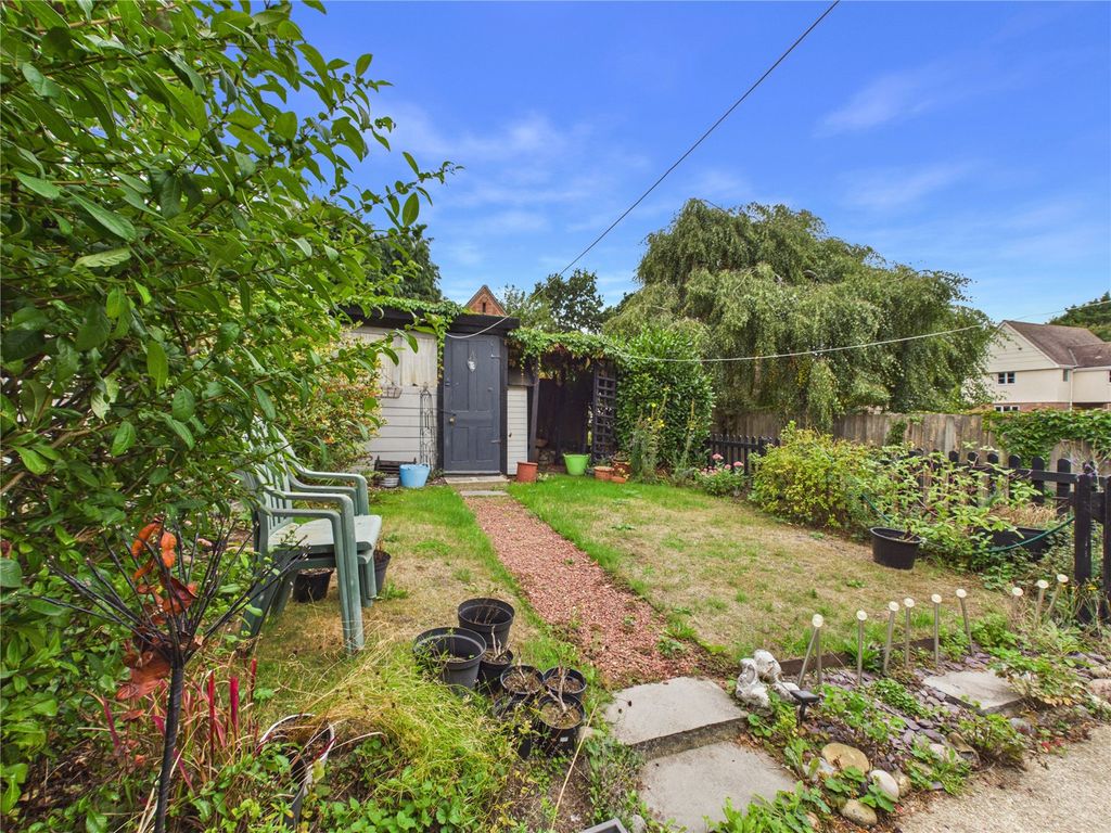 Property photo 3 of 28 Picture No. 25