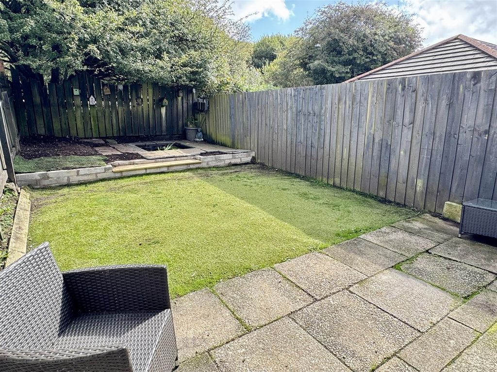 Property photo 2 of 25 Rear Garden