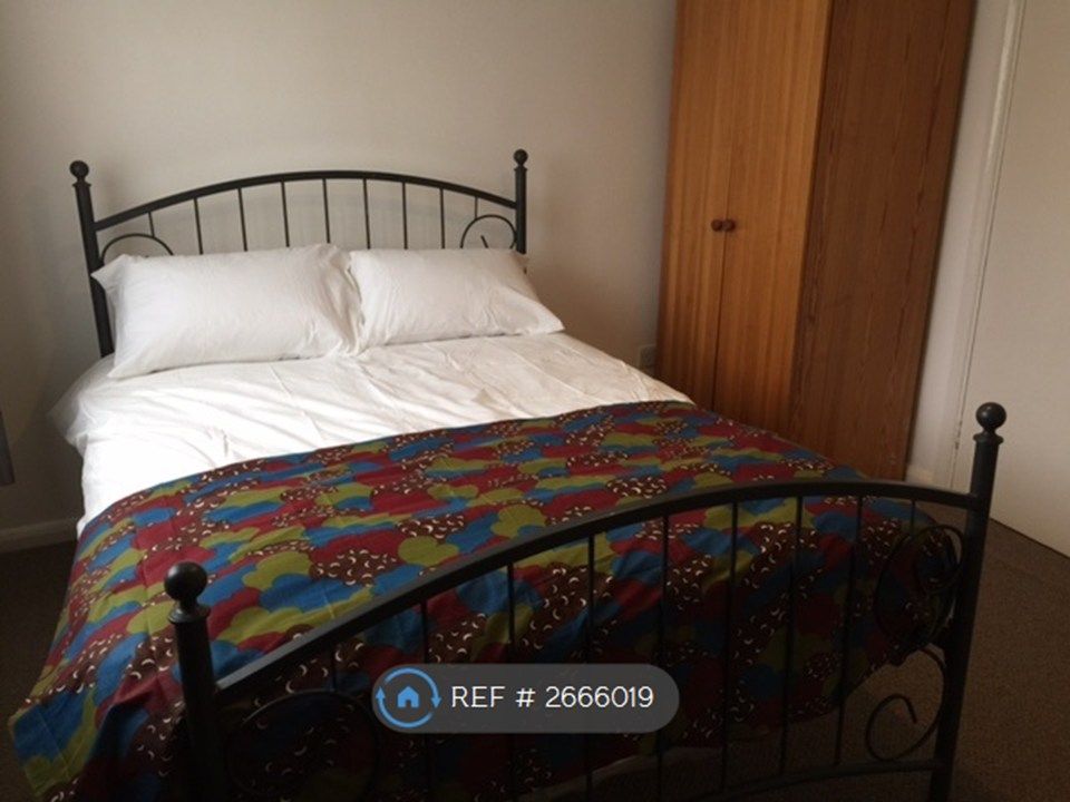 Property photo 2 of 6 Bedrookm2