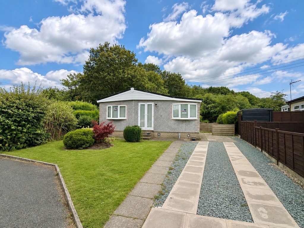 Property photo 1 of 20