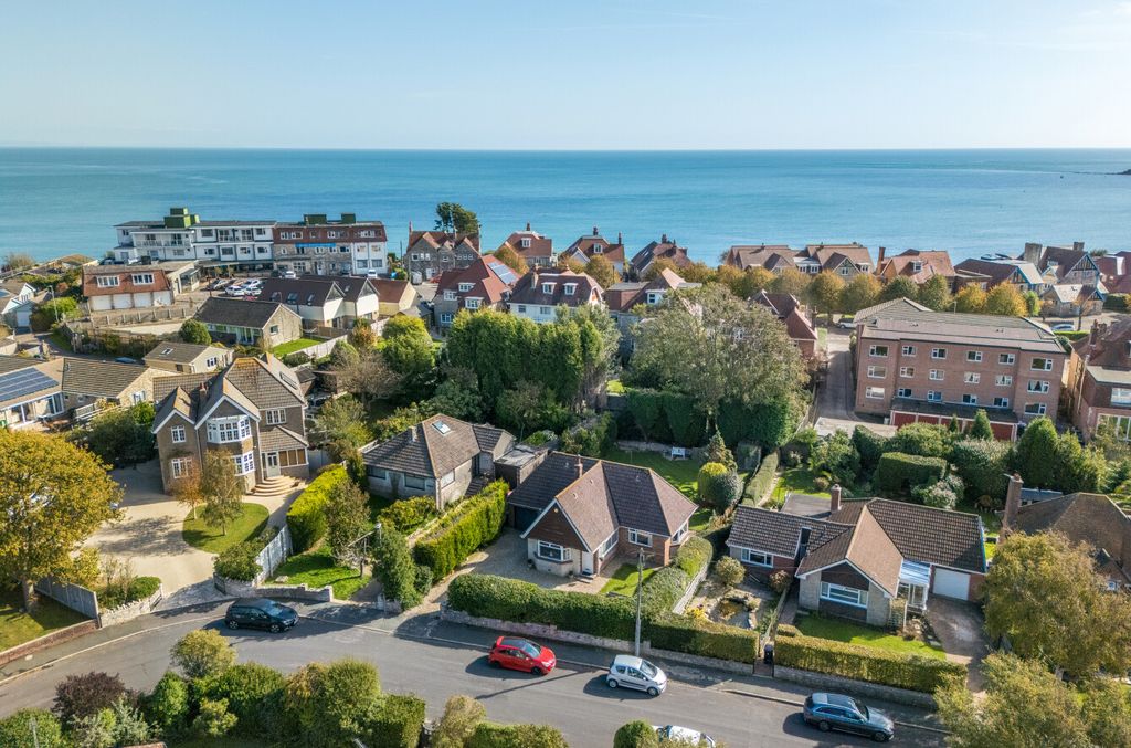 Property photo 3 of 44 1365488 (5)