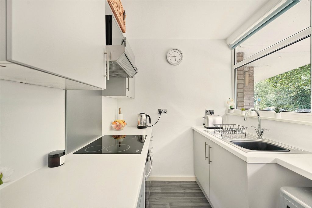 Property photo 2 of 11 Picture No. 03