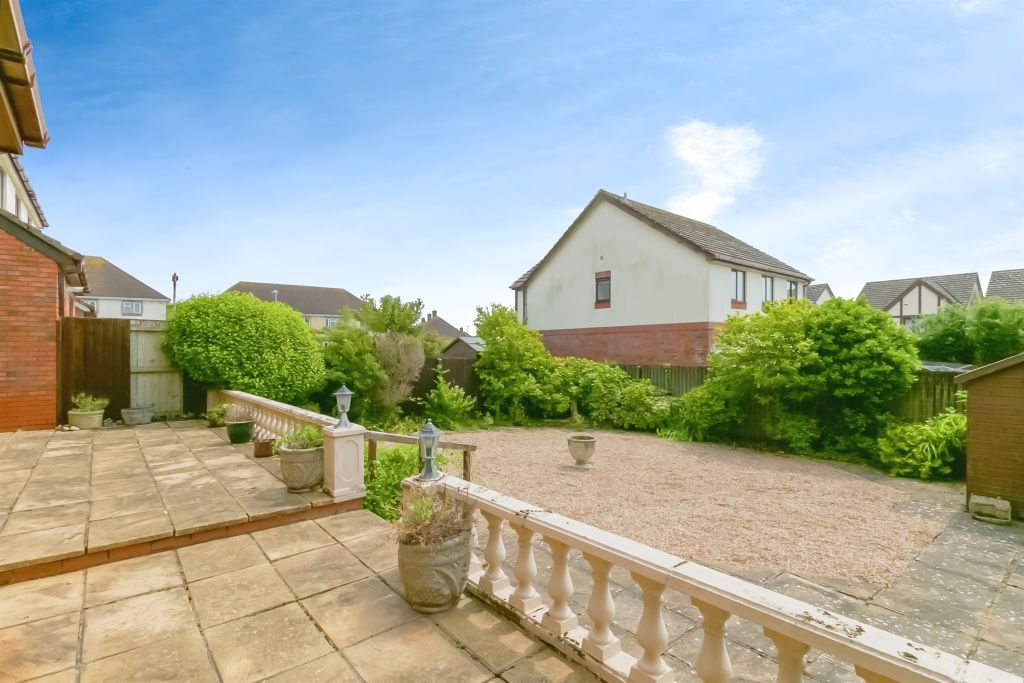 Property photo 3 of 15