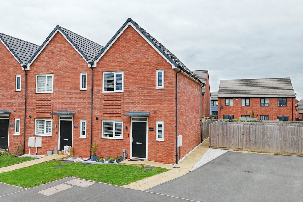 Property photo 1 of 18