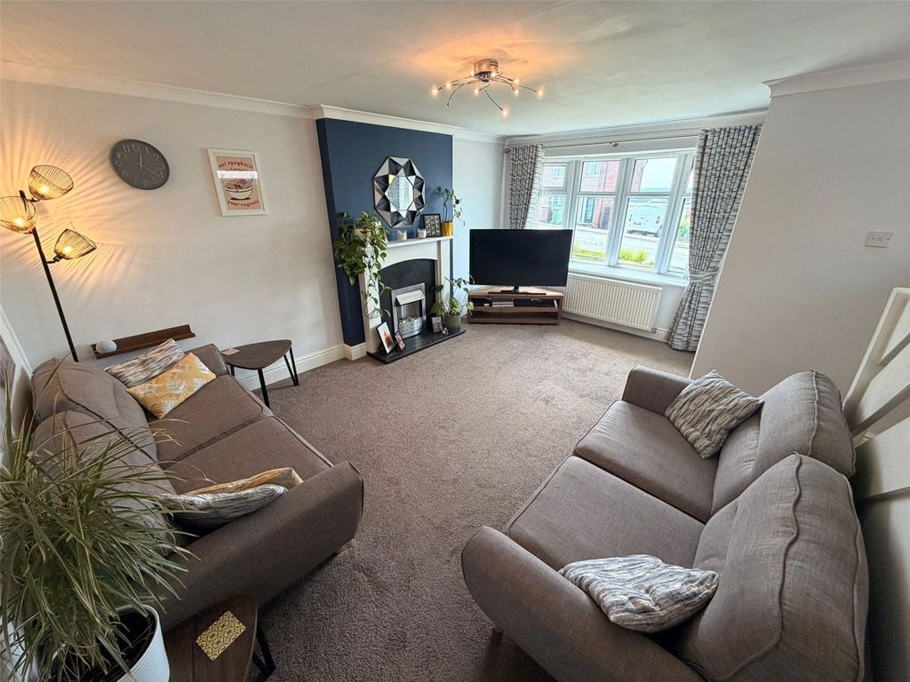 Property photo 2 of 23 Picture No. 04