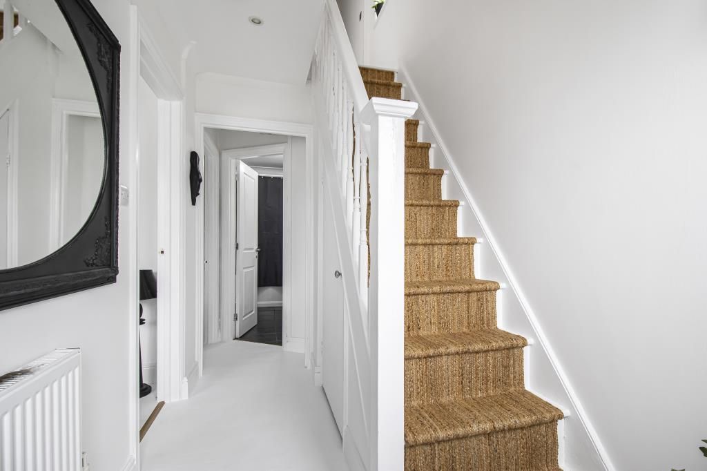 Property photo 3 of 24 23_65762.Jpg