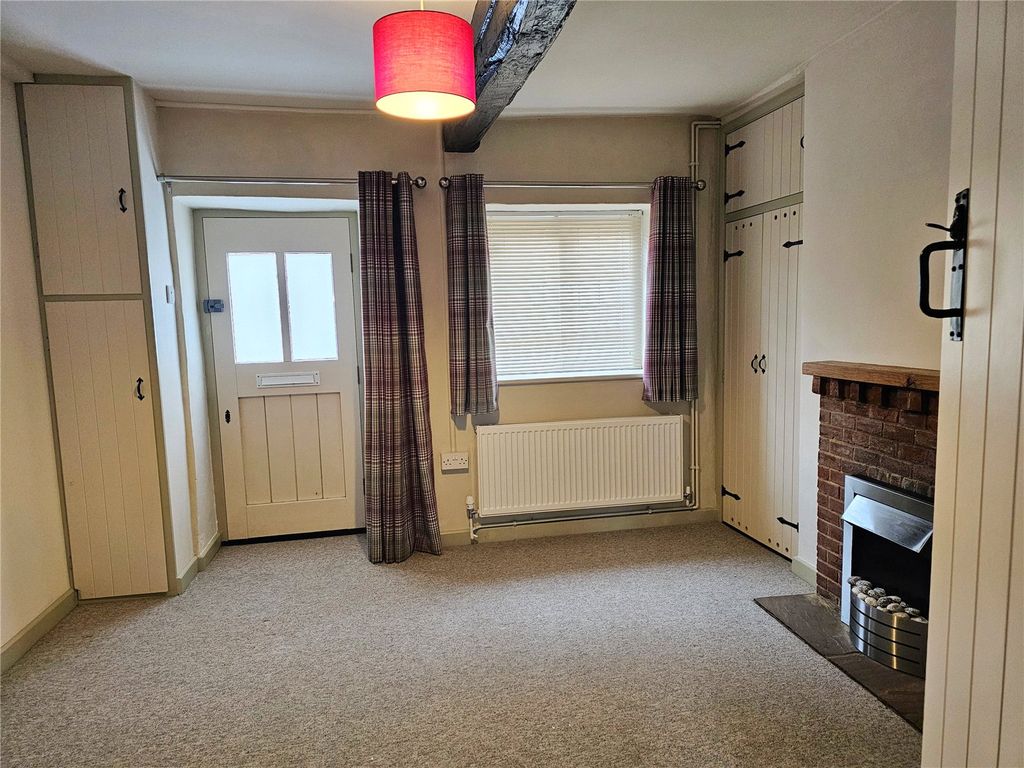 Property photo 3 of 10 Picture No. 06