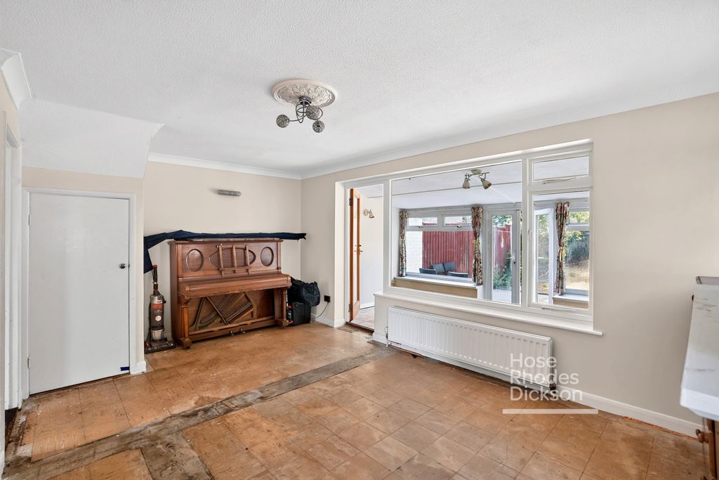 Property photo 3 of 18 Pbox-Img.Jpg