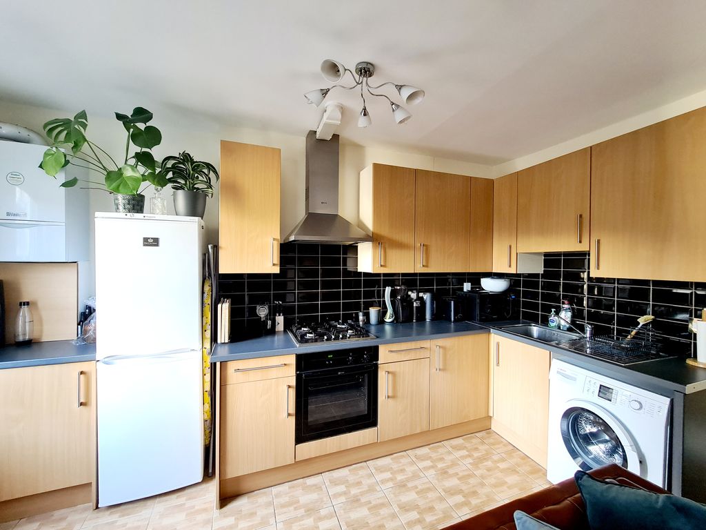 Property photo 2 of 7