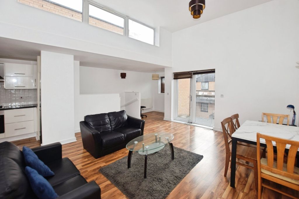 Property photo 3 of 17 Picture No. 03