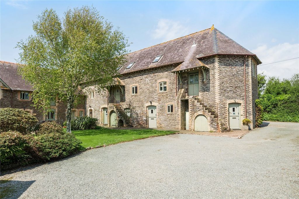 Property photo 1 of 16 The Property