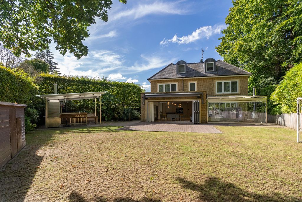 Property photo 2 of 30 Image