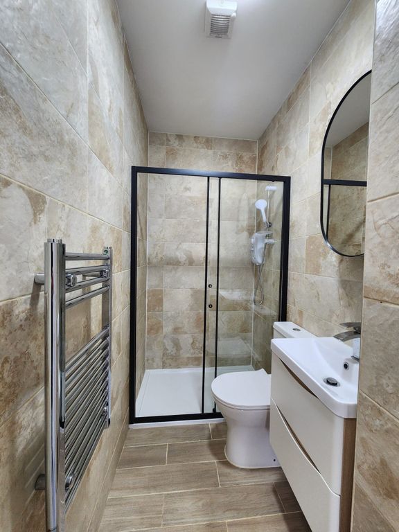 Property photo 2 of 3