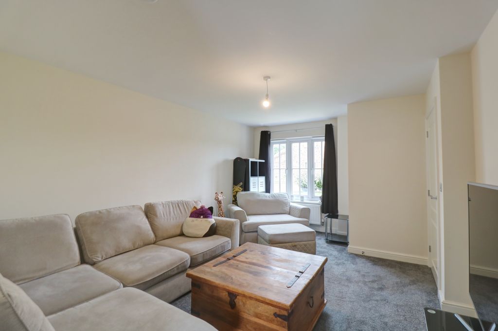 Property photo 3 of 20 Lounge 1.1