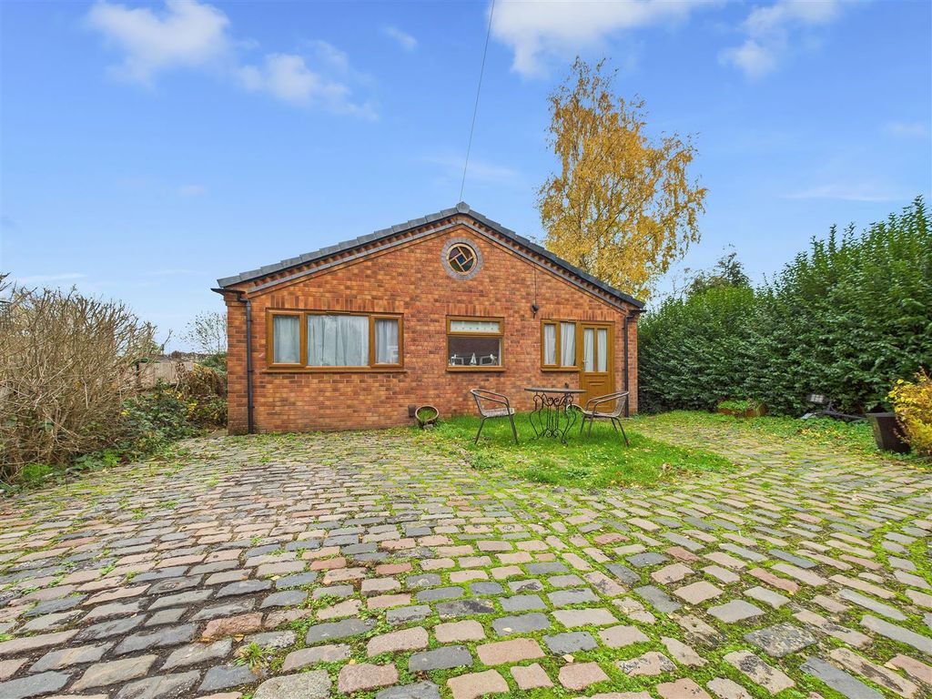 Property photo 1 of 7 Cam01407G0-Pr0021-Still008.Jpg