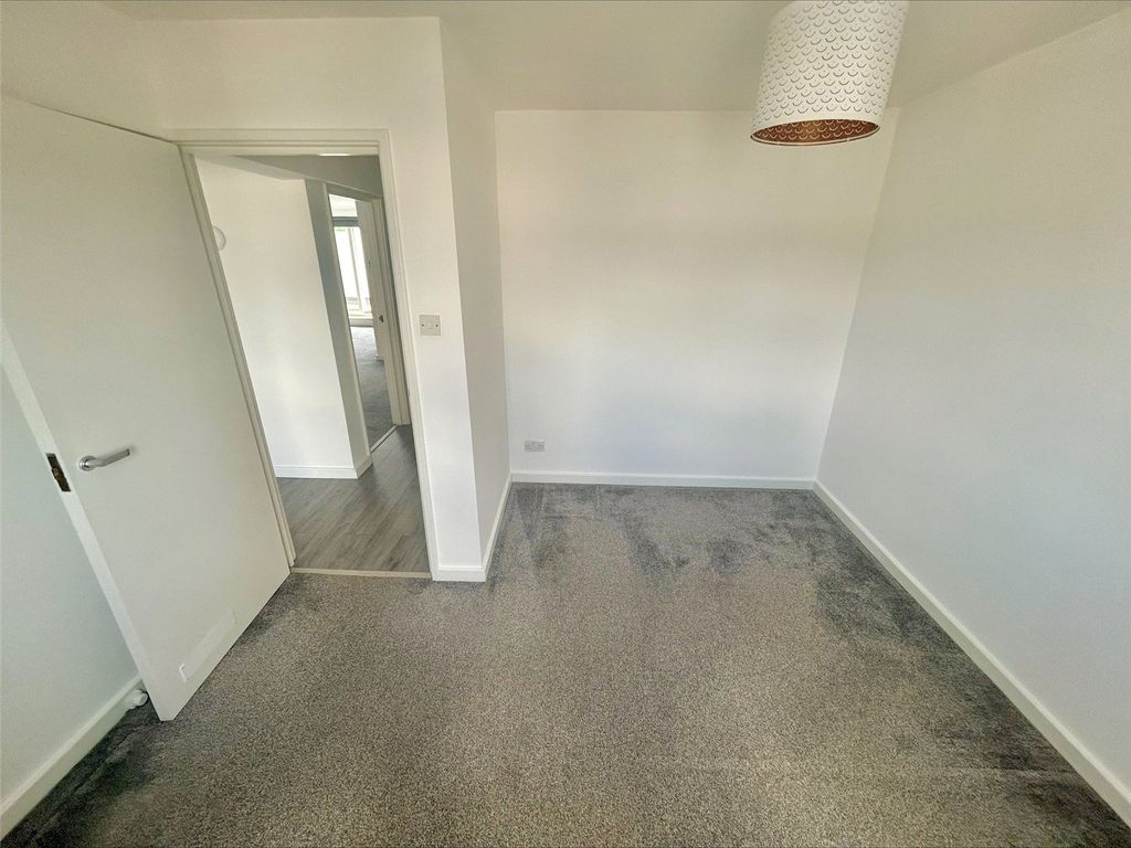 Property photo 3 of 11 Picture No. 14