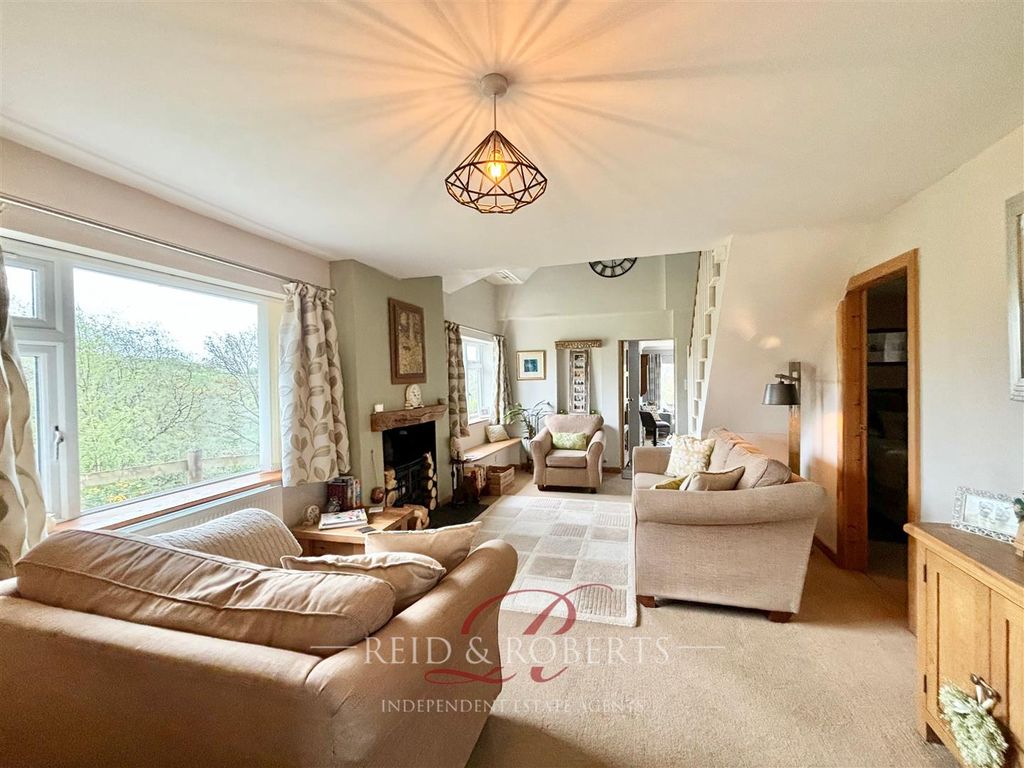 Property photo 2 of 33 23.Jpg